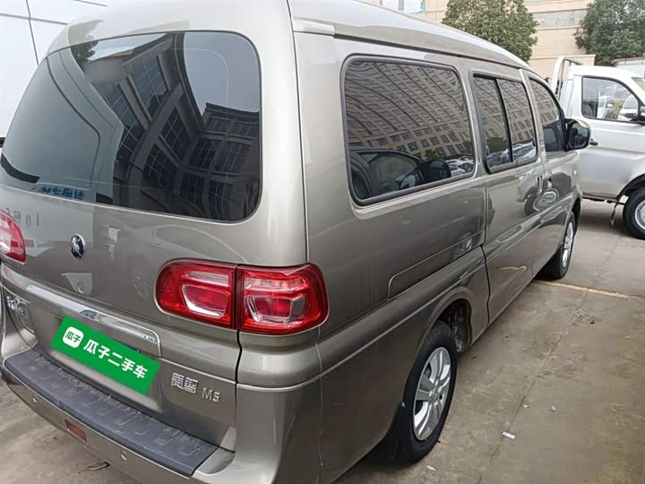 Dongfeng Forthing Lingzhi M5 2023 2023款 M5L 1.6L 基本型 7座