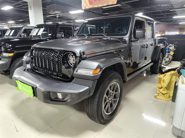 Jeep Gladiator 2022 2022款 3.6L 先行版