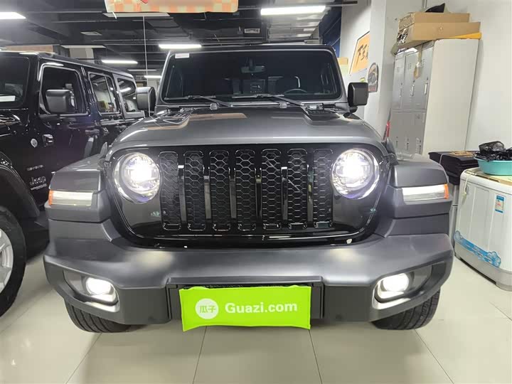Jeep Gladiator 2022 2022款 3.6L 先行版