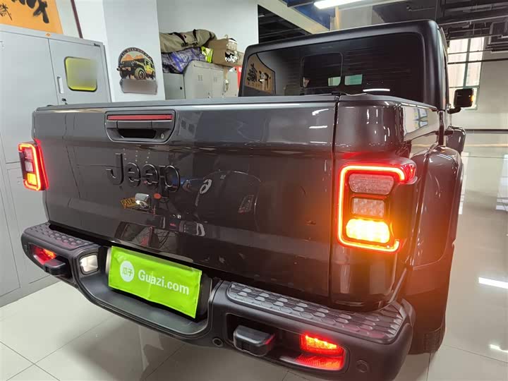 Jeep Gladiator 2022 2022款 3.6L 先行版