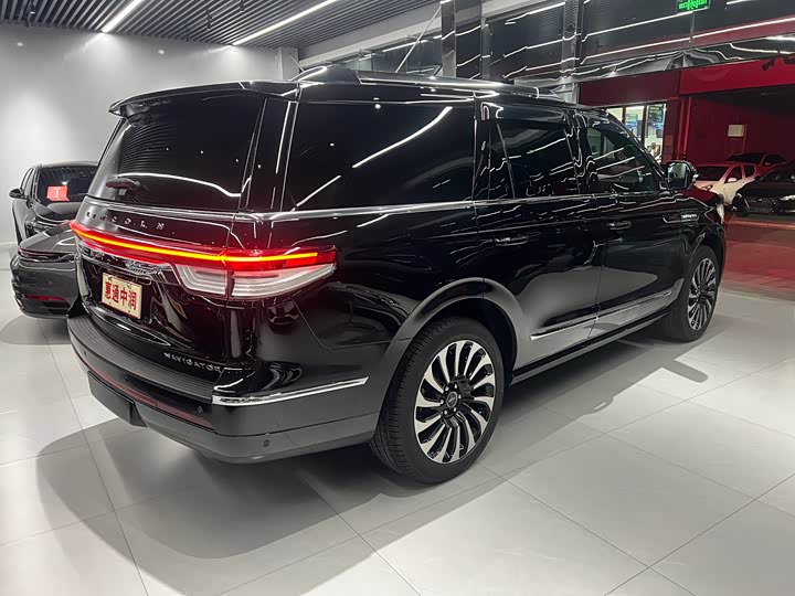 Lincoln Navigator 2022 2022款 3.5T 总统版