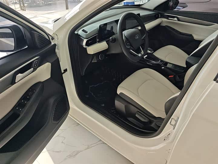 Ford Escort 2021 2021款 1.5L 自动钻石版