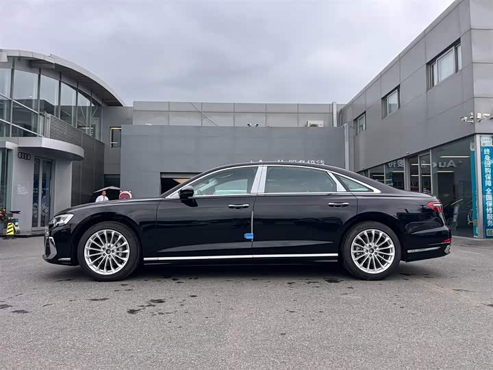 Audi A8 2025 2025款 A8L 45 TFSI quattro 豪华型