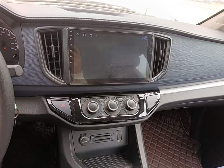 Dongfeng Forthing Lingzhi M5 2024 2024款 M5L 1.5T 手动基本型 7座