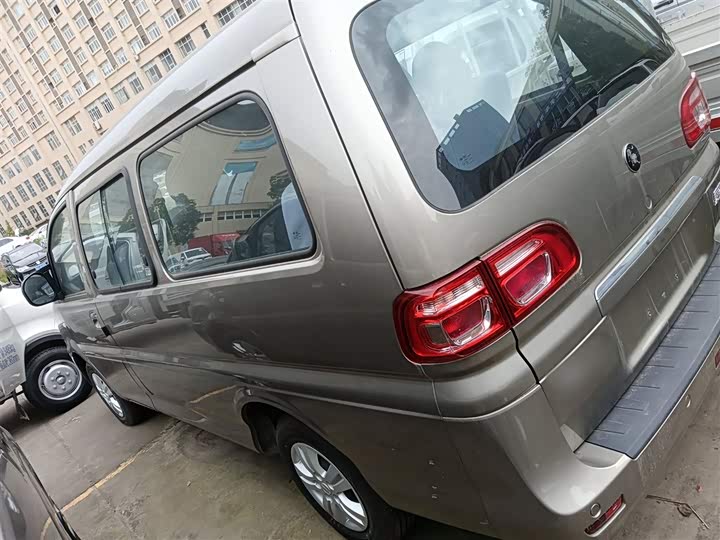 Dongfeng Forthing Lingzhi M5 2024 2024款 M5L 1.5T 手动基本型 7座