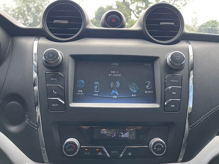 Dongfeng Rich 6 2021 2021款 2.4L手动四驱汽油尊享型2TZD