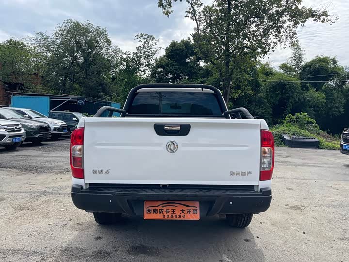 Dongfeng Rich 6 2021 2021款 2.4L手动四驱汽油尊享型2TZD