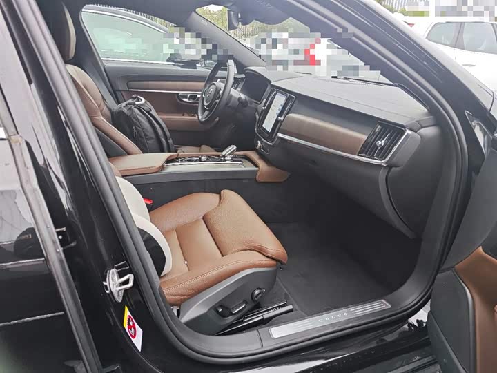 Volvo S90 2025 2025款 B5 智远豪华版