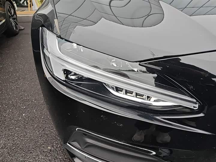 Volvo S90 2025 2025款 B5 智远豪华版