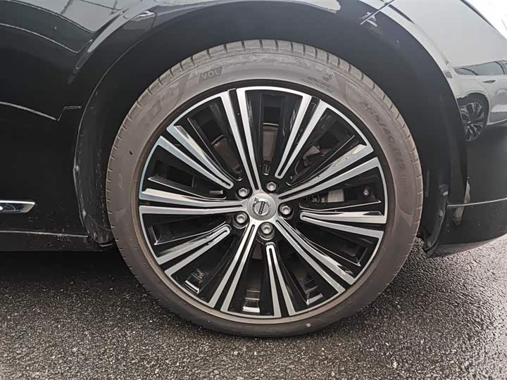 Volvo S90 2025 2025款 B5 智远豪华版