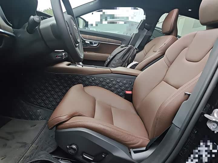 Volvo S90 2025 2025款 B5 智远豪华版