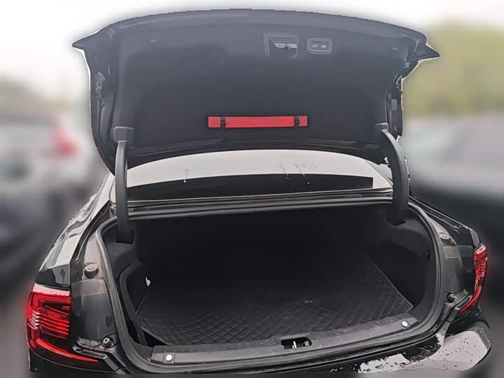 Volvo S90 2025 2025款 B5 智远豪华版