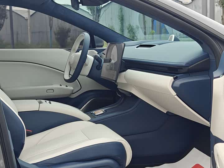 Zeekr 007 2025 2025款 后驱智驾版 75kWh