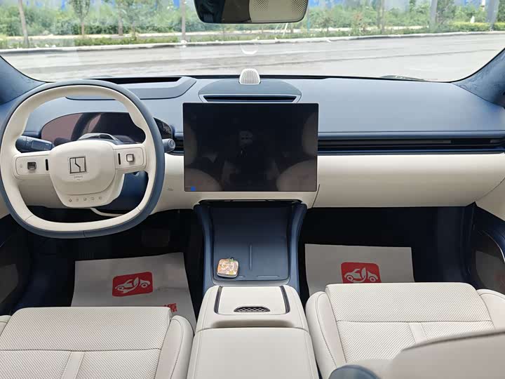 Zeekr 007 2025 2025款 后驱智驾版 75kWh