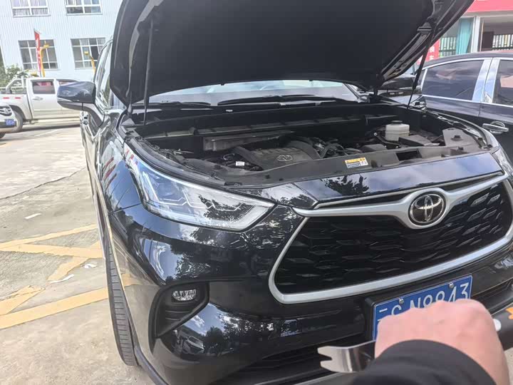 Toyota Highlander 2024 2024款 380T 四驱豪华版 7座
