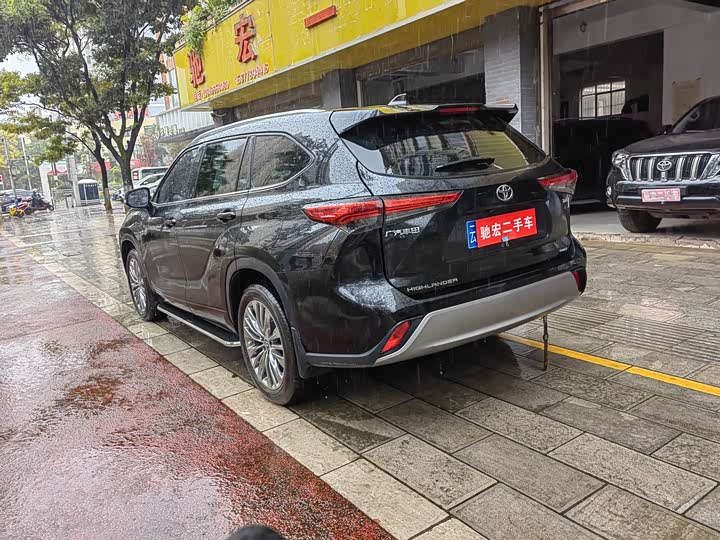 Toyota Highlander 2024 2024款 380T 四驱豪华版 7座