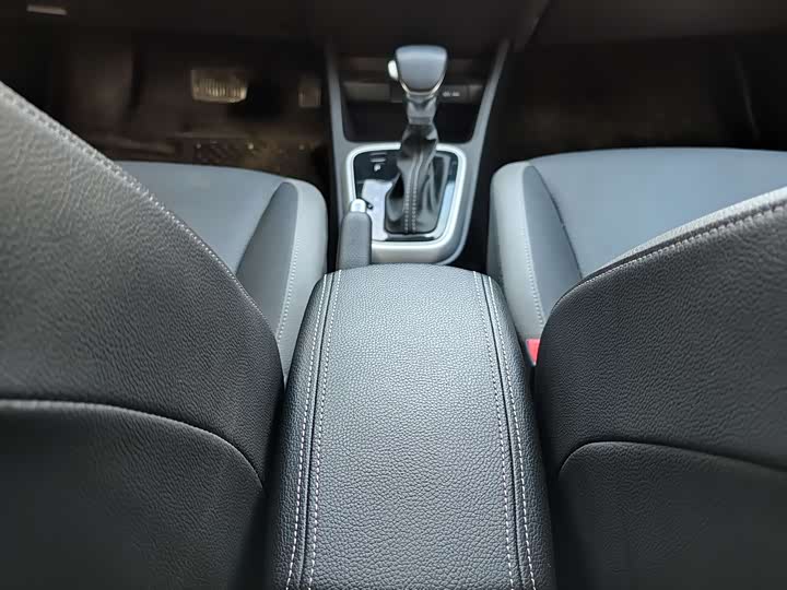 Kia KX1 2021 2021款 1.4L CVT趣享版