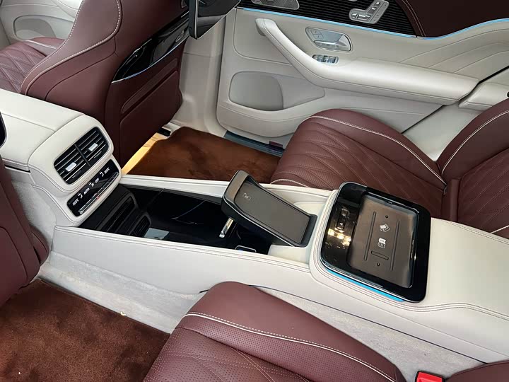 Mercedes-Benz Maybach GLS 2024 2024款 GLS 600 4MATIC 礼乐版