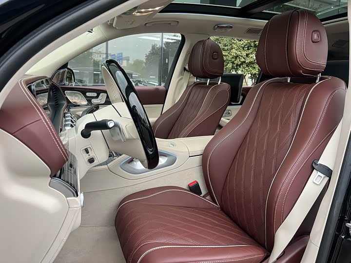 Mercedes-Benz Maybach GLS 2024 2024款 GLS 600 4MATIC 礼乐版