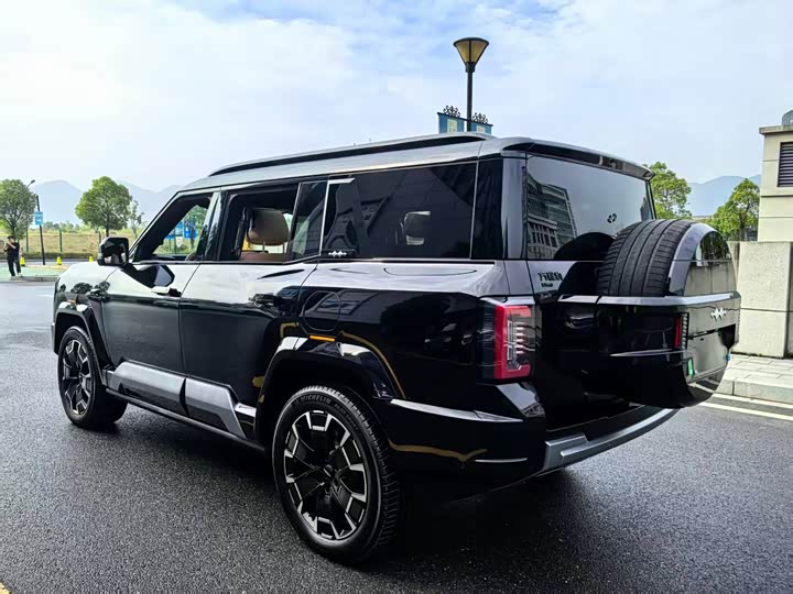 BYD FangChengBao Leopard 8 2025 2025款 智勇旗舰版 7座