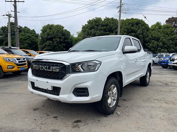 Maxus T70 2021 2021款 2.0T柴油手动四驱豪华版标箱高底盘