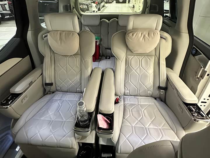 Volvo EM90 2025 2025款 Ultra 六座