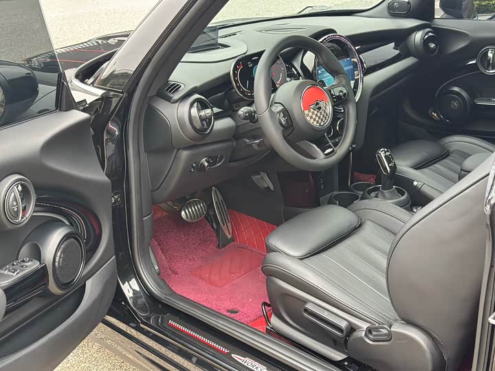 Mini Mini JCW 2022 2022款 2.0T JOHN COOPER WORKS ALL-IN