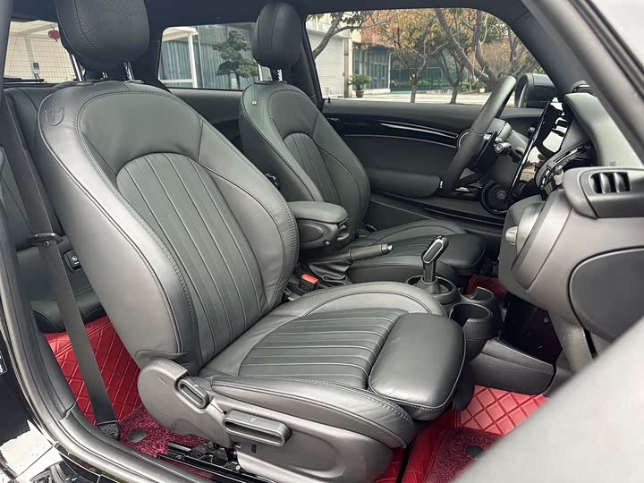 Mini Mini JCW 2022 2022款 2.0T JOHN COOPER WORKS ALL-IN