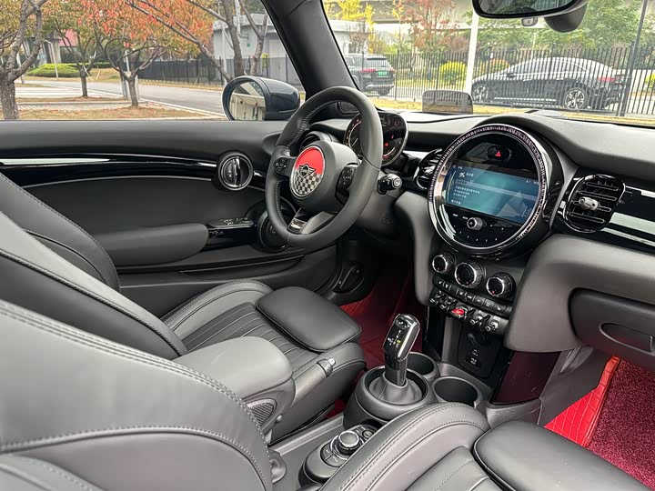 Mini Mini JCW 2022 2022款 2.0T JOHN COOPER WORKS ALL-IN
