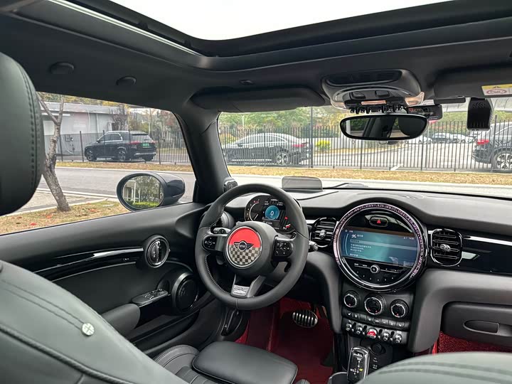 Mini Mini JCW 2022 2022款 2.0T JOHN COOPER WORKS ALL-IN