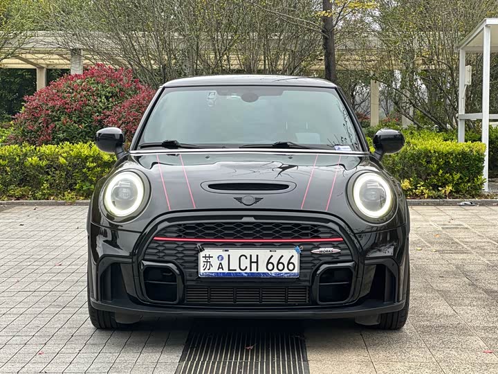Mini Mini JCW 2022 2022款 2.0T JOHN COOPER WORKS ALL-IN