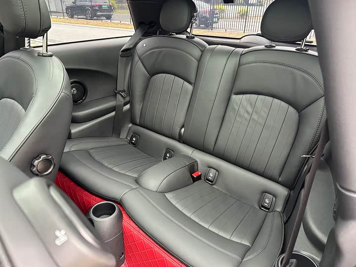 Mini Mini JCW 2022 2022款 2.0T JOHN COOPER WORKS ALL-IN