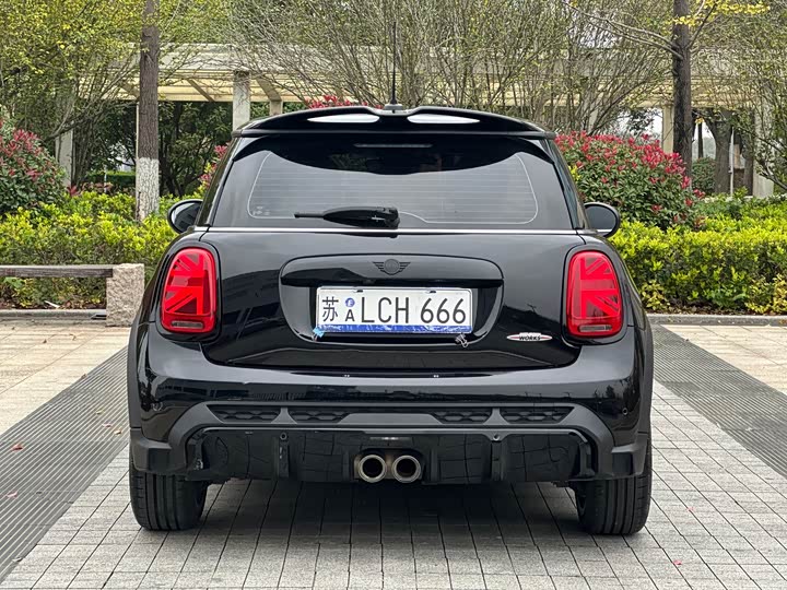 Mini Mini JCW 2022 2022款 2.0T JOHN COOPER WORKS ALL-IN