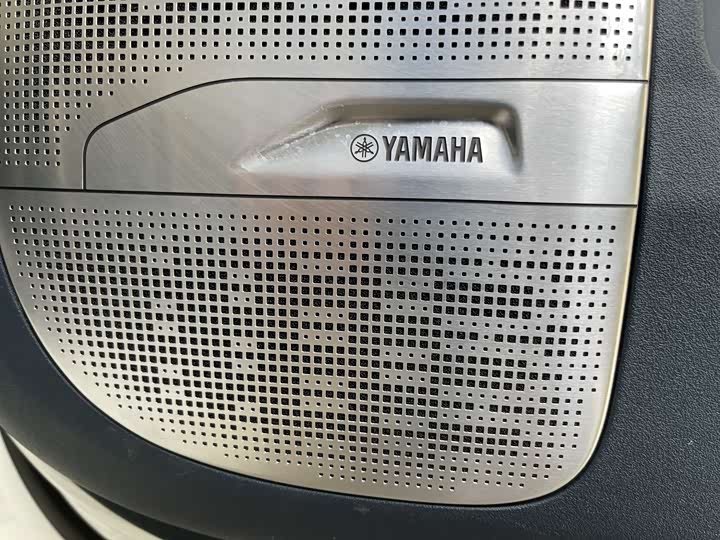 Zeekr 009 2024 2024款 六座行政版四驱 108kWh