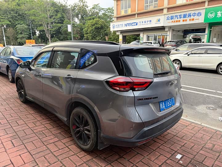 Chevrolet Orlando 2020 2020款 轻混 Redline 530T 自动纵享版（5+2款）