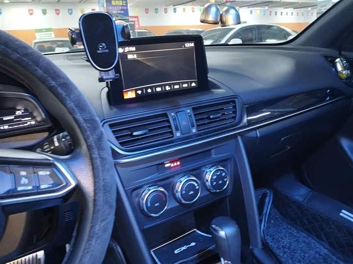 Mazda CX-4 2021 2021款 2.0L 自动两驱蓝天活力版