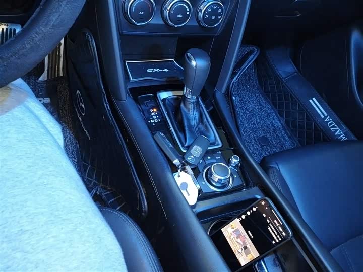 Mazda CX-4 2021 2021款 2.0L 自动两驱蓝天活力版