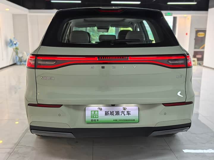 Geely Galaxy E5 2024 2024款 440km 探索版