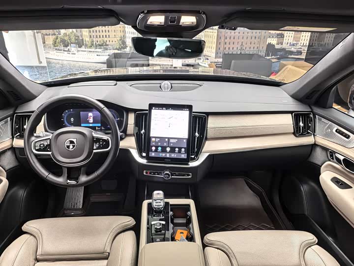 Volvo XC90 Hybrid 2026 2026款 T8 智尊豪华版 7座