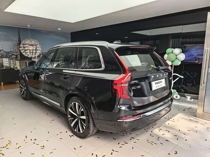 Volvo XC90 Hybrid 2026 2026款 T8 智尊豪华版 7座