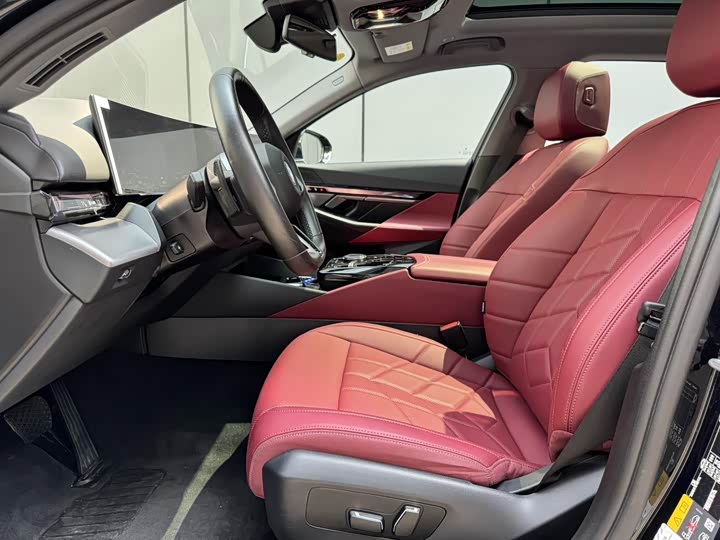 BMW i5 2024 2024款 eDrive 35L M运动套装