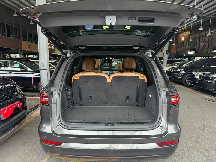 LiXiang One 2021 2021款 增程6座版