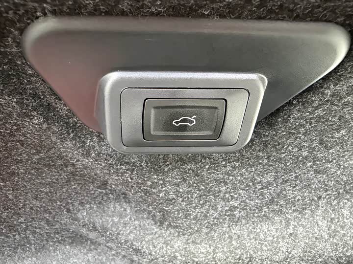 Volvo S60 2025 2025款 B4 智远豪华版