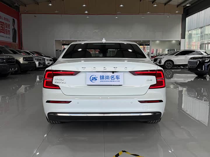 Volvo S60 2025 2025款 B4 智远豪华版