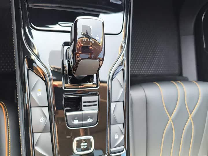 Bestune T77 2023 2023款 1.5T 自动豪华型