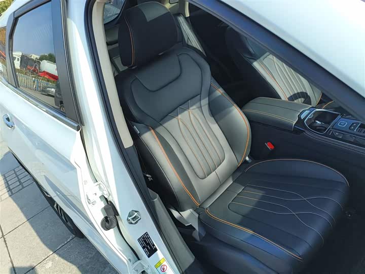 Bestune T77 2023 2023款 1.5T 自动豪华型