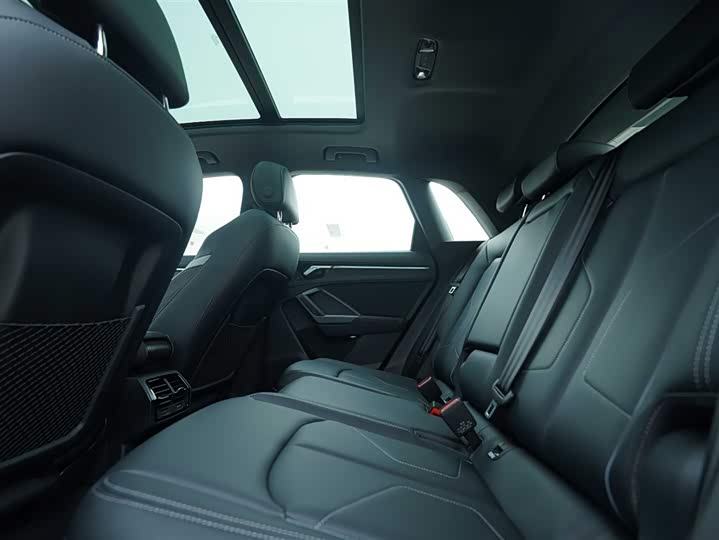 Audi Q3 2024 2024款 35 TFSI 时尚动感型