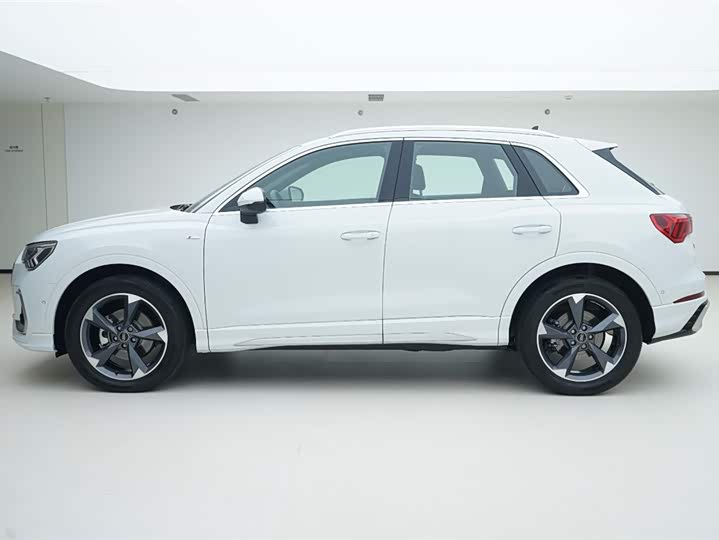 Audi Q3 2024 2024款 35 TFSI 时尚动感型