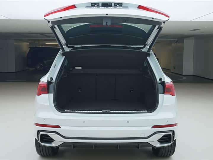 Audi Q3 2024 2024款 35 TFSI 时尚动感型