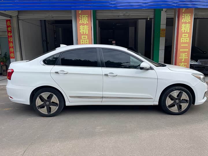 Dongfeng Aeolus E70 2021 2021款 500 超享版